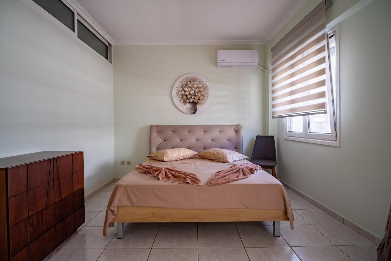 Erifili Luxury Apartment ซาโมส ภายนอก รูปภาพ