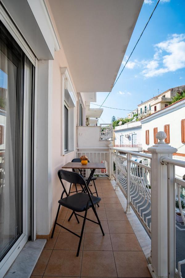 Erifili Luxury Apartment ซาโมส ภายนอก รูปภาพ